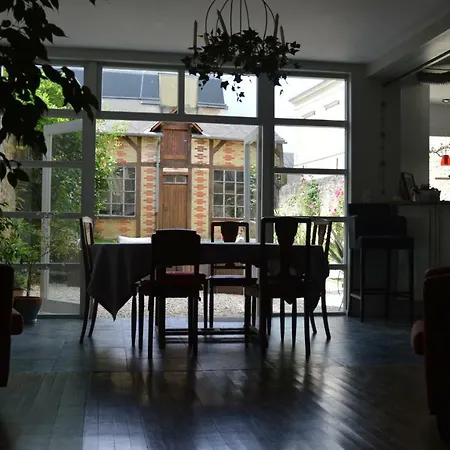 D'hotes Les Ecuries Homestay Le Mans
