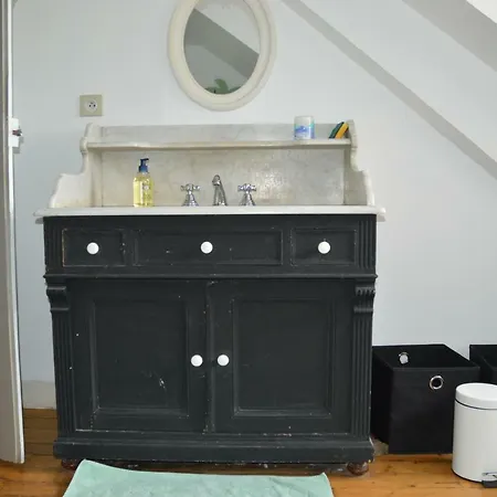 Homestay D'hotes Les Ecuries Le Mans