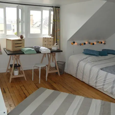 D'hotes Les Ecuries Homestay Le Mans