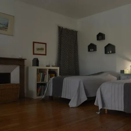 Проживание в семье D'hotes Les Ecuries